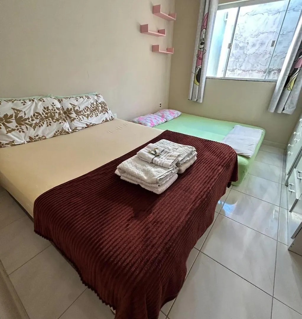 Quarto Amplo E Espaco Acomoda 4 Pessoas Proximo A Praia Camboriu